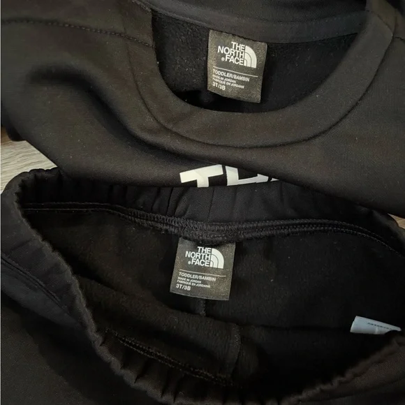 THE NORTH FACE 🖤 - Picture 4 of 4